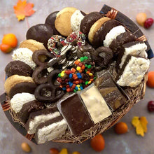 Load image into Gallery viewer, Seaside Sweets Party Basket