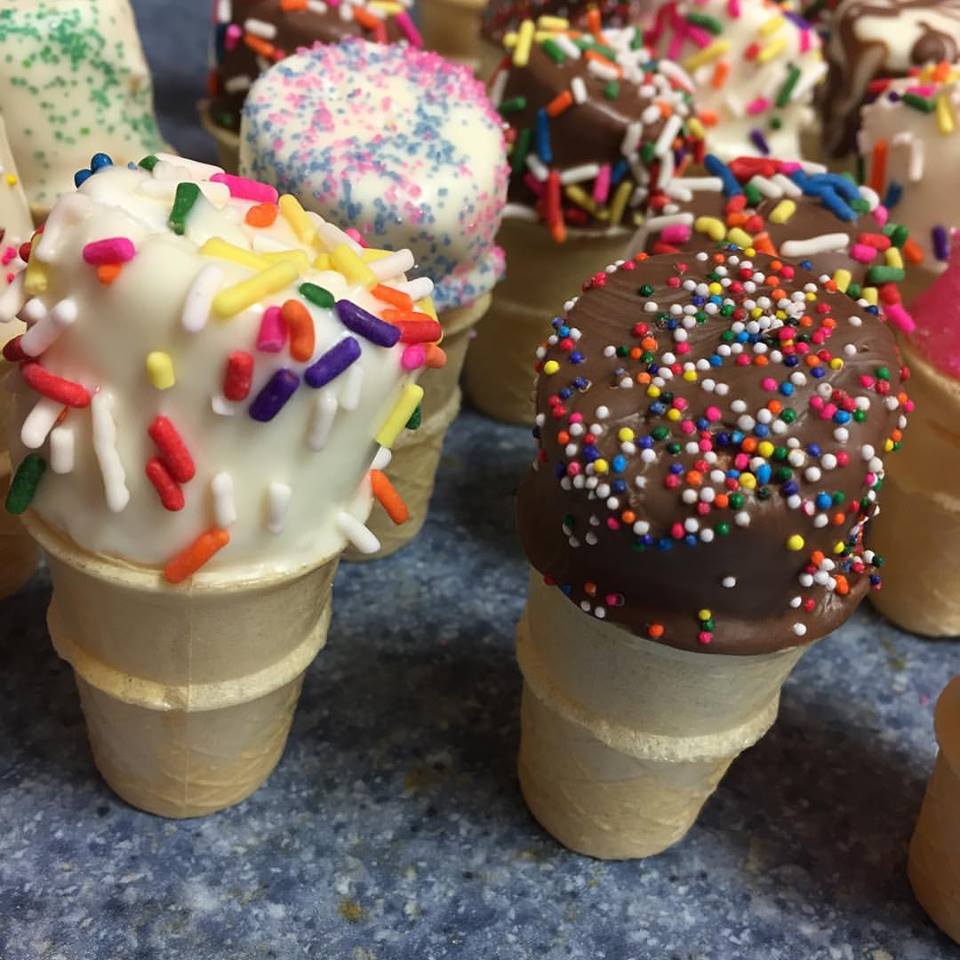 Marshmallow Ice Cream Cones