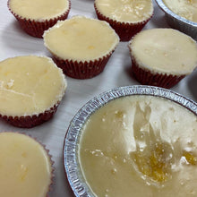 Load image into Gallery viewer, Peaches and Cream Fudge - made with juicy Jersey Peaches!
